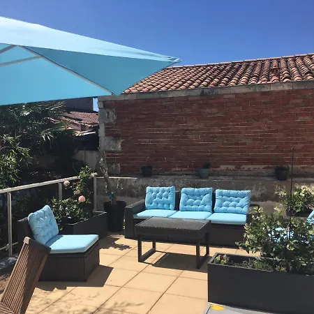 L Appart Des Cloutiers, Terrasse De 25M2 La Rochelle  Exterior photo